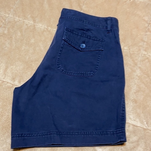 Eddie Bauer navy Blue Shorts - Picture 5 of 10